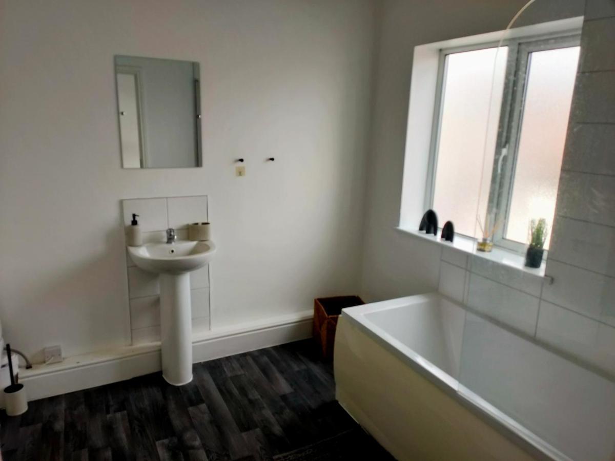 Wentworth Road Accomodation Ντόνκαστερ Εξωτερικό φωτογραφία