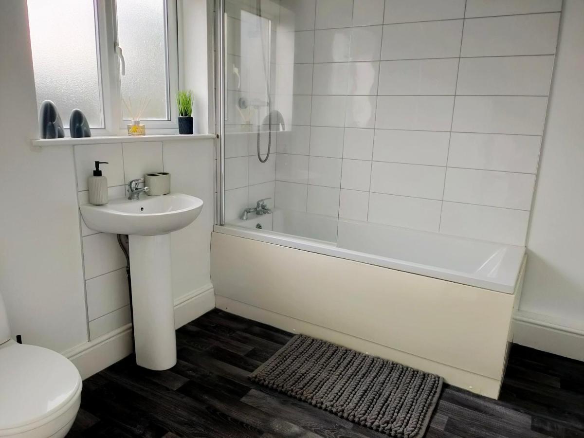 Wentworth Road Accomodation Ντόνκαστερ Εξωτερικό φωτογραφία
